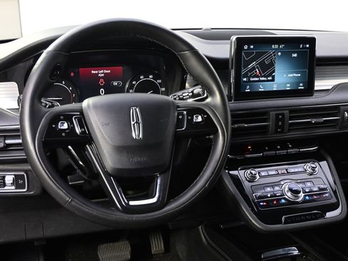 Certified 2022 Lincoln Corsair AWD w/ Equipment Group 101A image 12