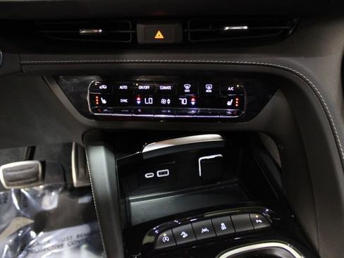 Used 2023 Buick Envision Preferred w/ Sport Touring Package image 34