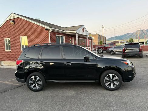 Used 2018 Subaru Forester 2.5i Premium AWD/4WD image 4