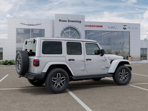 New 2026 Jeep Wrangler Unlimited Sahara AWD/4WD image 4