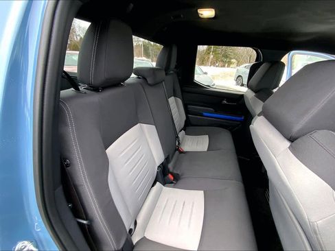 Used 2026 Toyota Tacoma TRD Off-Road image 18