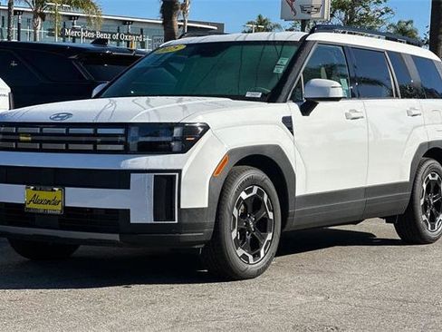 Used 2025 Hyundai Santa Fe SEL image 8