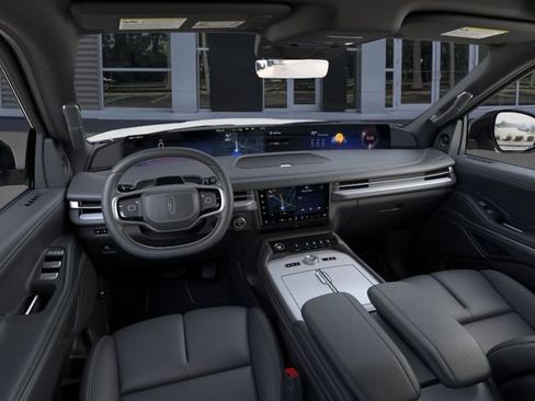 New 2026 Lincoln Navigator Reserve AWD/4WD image 9