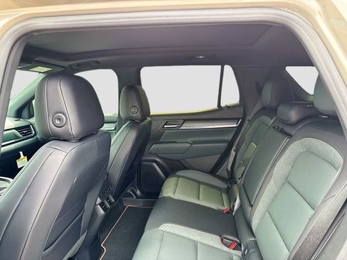 Used 2026 GMC Terrain AT4 w/ Convenience Package III AWD/4WD image 24