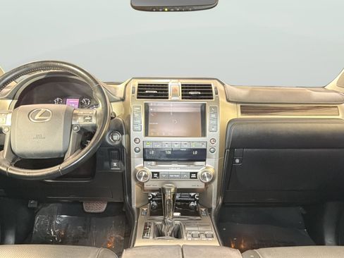 Used 2017 Lexus GX 460 w/ Navigation Package AWD/4WD image 14
