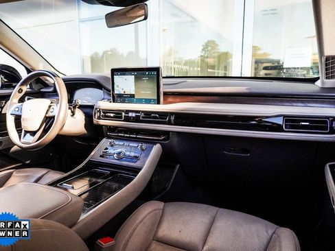 Used 2023 Lincoln Aviator Reserve w/ Equipment Group 201A image 15