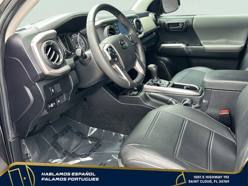 Used 2023 Toyota Tacoma SR5 AWD/4WD image 12