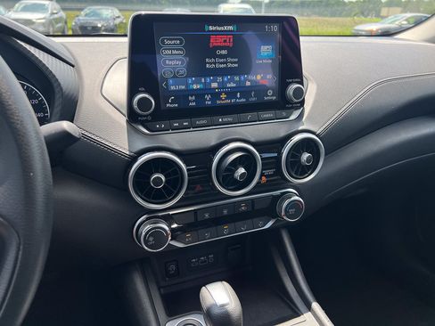 Used 2025 Nissan Sentra SV FWD image 16