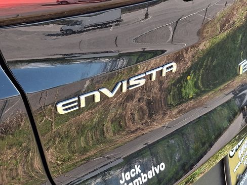 Used 2024 Buick Envista Preferred w/ Advanced Safety Package image 11