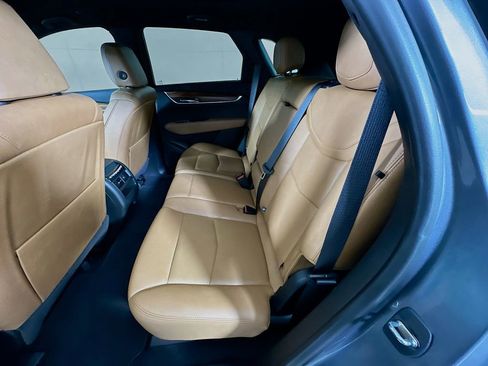 Used 2022 Cadillac XT5 Premium Luxury image 14