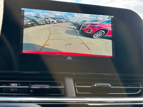 Certified 2026 Chevrolet Trax RS w/ Driver Confidence Package image 21