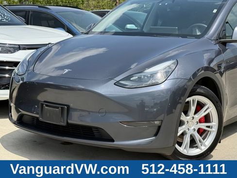 Used 2023 Tesla Model Y Performance AWD/4WD image 2