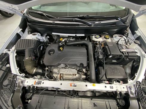 Certified 2023 GMC Terrain SLE w/ Driver Convenience Package image 39