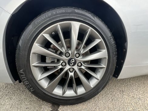 Used 2018 INFINITI Q50 Luxe image 12