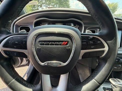 Used 2015 Dodge Charger R/T RWD image 11