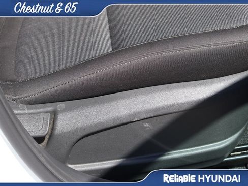 Used 2022 Hyundai Kona SEL w/ Cargo Package FWD image 11