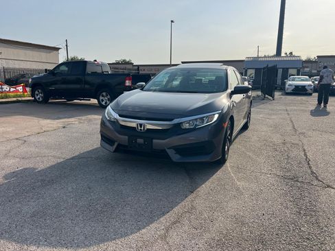 Used 2017 Honda Civic EX image 31