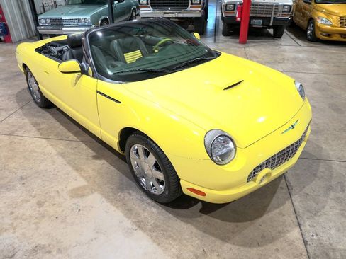 Used 2002 Ford Thunderbird RWD image 14