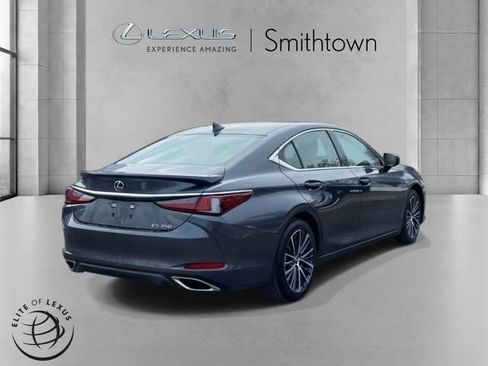 Certified 2023 Lexus ES 350 w/ Premium Package image 6