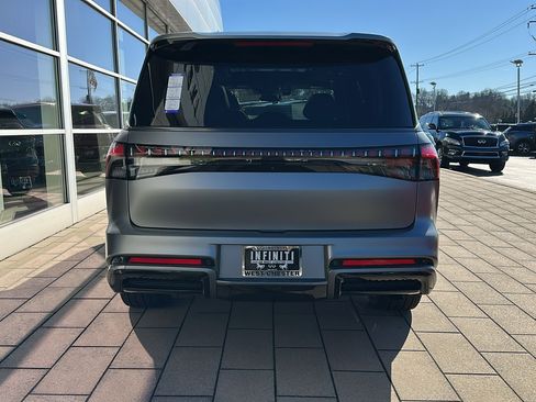 New 2026 INFINITI QX80 4WD image 5