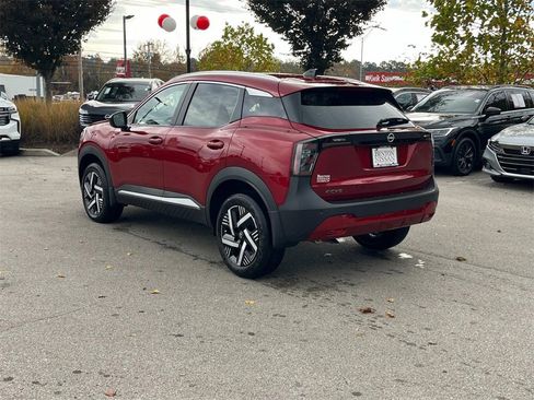 New 2026 Nissan Kicks SV image 7