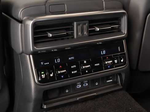 New 2026 Lexus LX 700h Luxury w/ Appearance Package AWD/4WD image 16