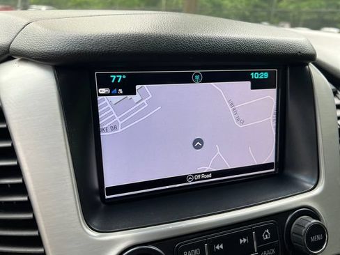 Used 2018 GMC Yukon SLT w/ Premium Edition RWD image 29