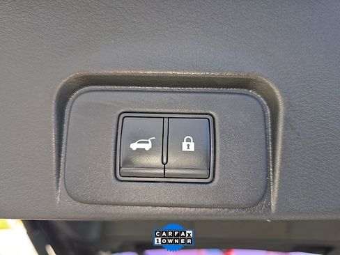 Used 2021 Nissan Rogue SV w/ Premium Package image 20