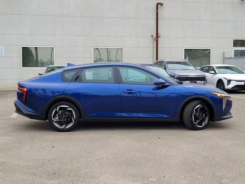 New 2025 Kia K4 EX image 4