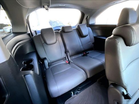 Used 2023 Honda Odyssey EX-L image 18