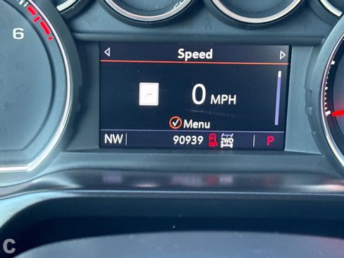 Used 2020 Chevrolet Silverado 1500 LTZ w/ LTZ Plus Package image 29