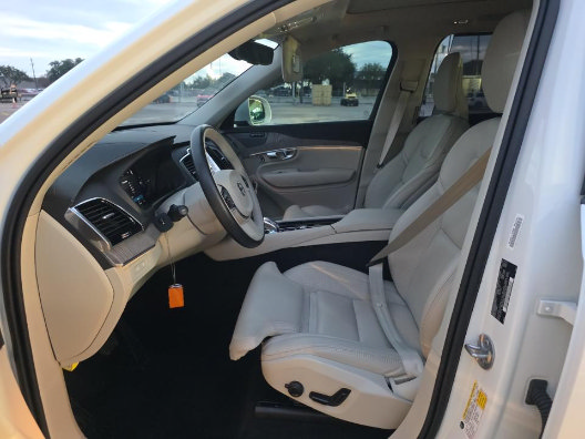 Used 2024 Volvo XC90 T8 Ultimate AWD/4WD image 5