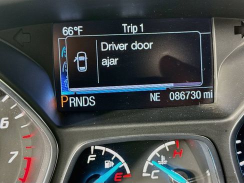 Used 2013 Ford Escape Titanium FWD image 13