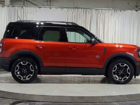 Used 2023 Ford Bronco Sport Outer Banks w/ Tech Package image 9