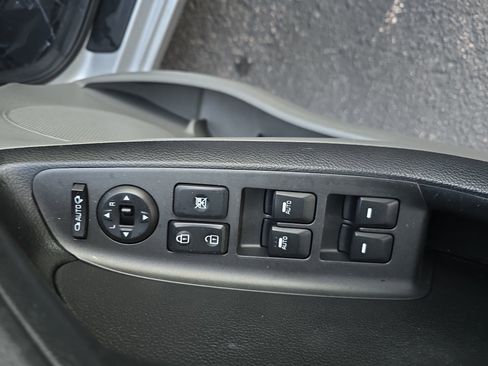 Used 2016 Kia Forte EX w/ EX Premium Package image 29