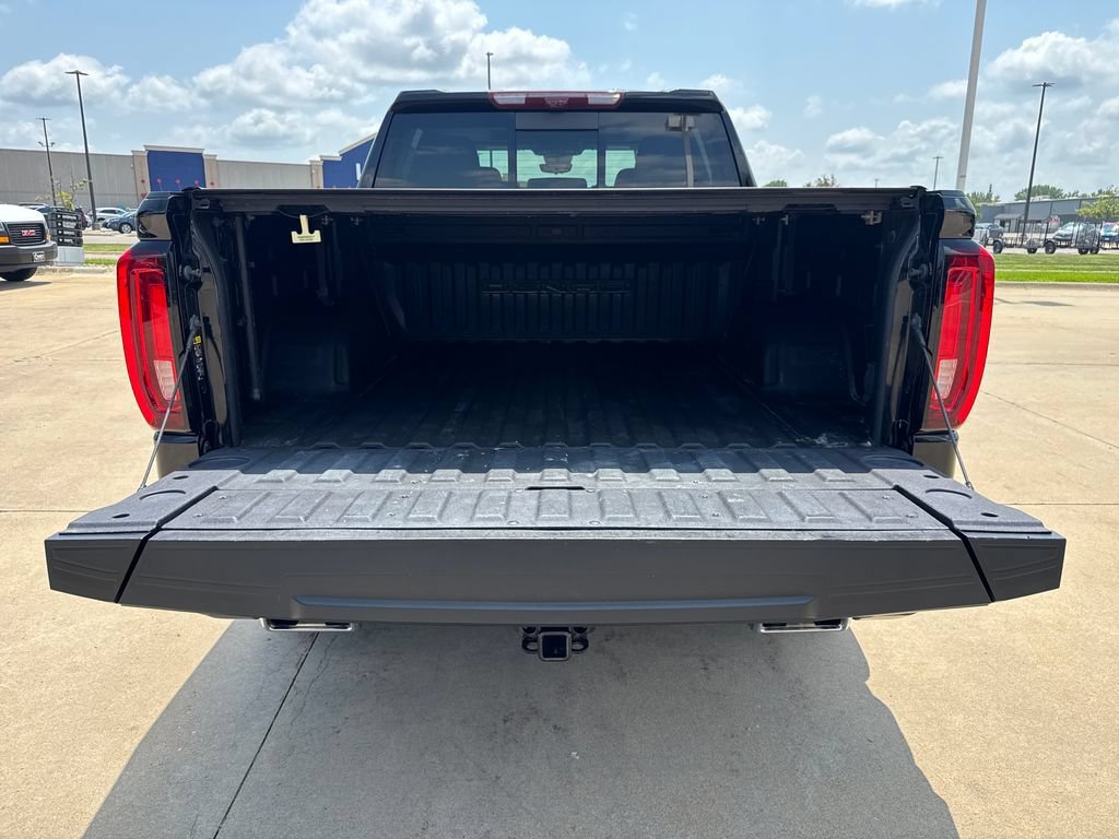 Used 2024 GMC Sierra 1500 Denali w/ Denali Reserve Package AWD/4WD image 5