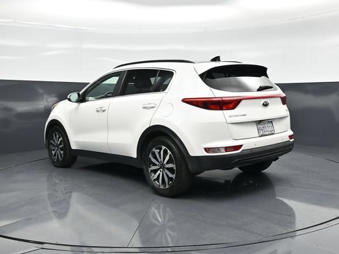 Used 2018 Kia Sportage EX w/ EX Technology Package FWD image 6
