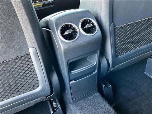 Used 2025 Mercedes-Benz GLA 250 image 25