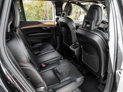 Used 2017 Volvo XC90 T6 Inscription image 42