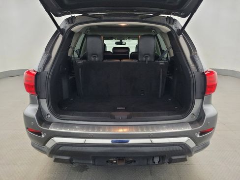 Used 2017 Nissan Pathfinder Platinum FWD image 29