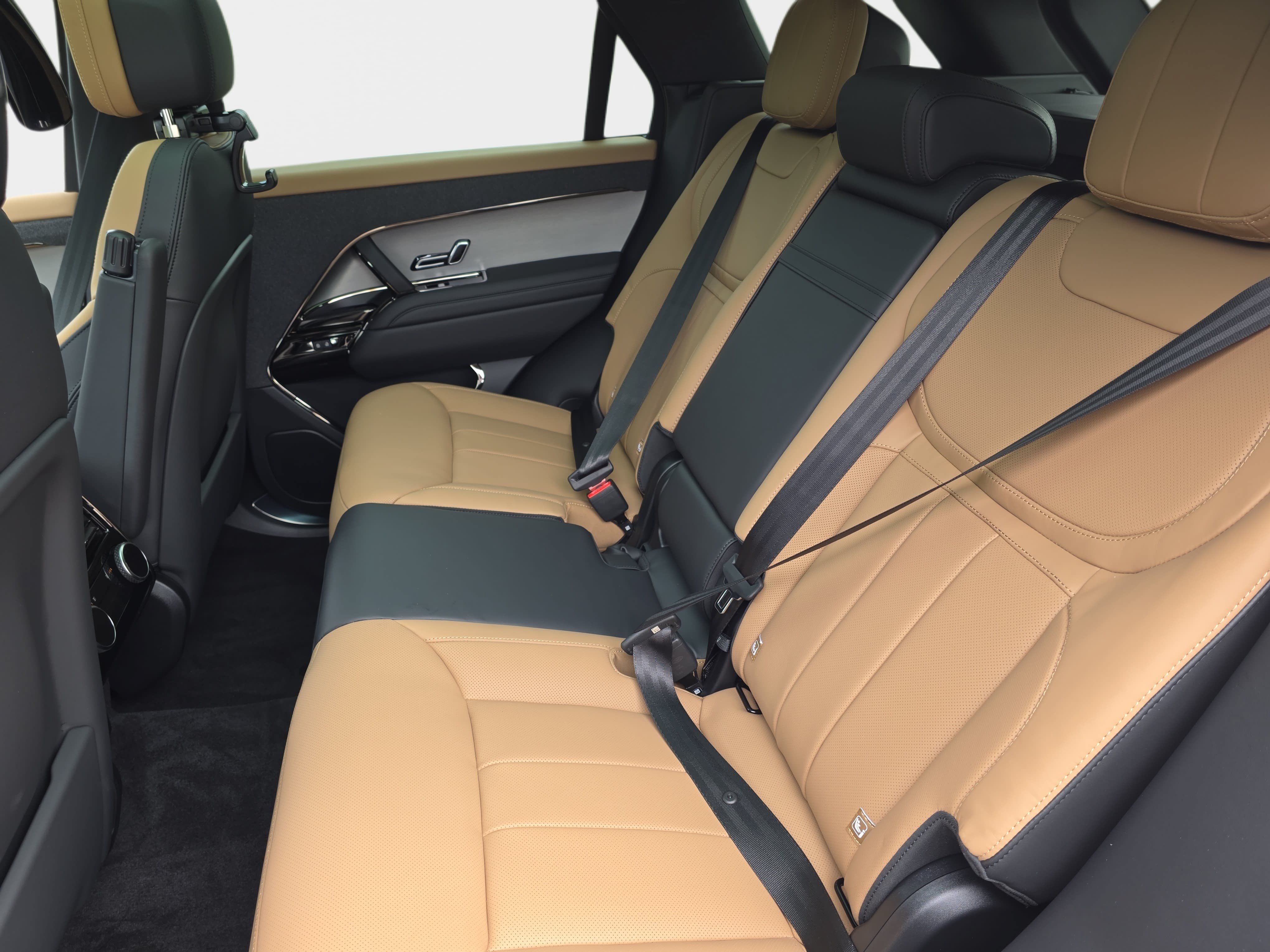 New 2026 Land Rover Range Rover Sport Dynamic SE AWD/4WD image 15
