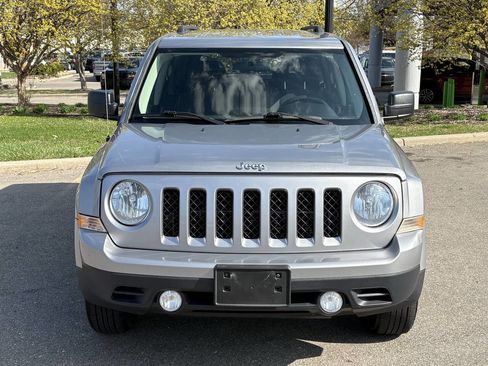Used 2015 Jeep Patriot Sport w/ Power Value Group AWD/4WD image 6