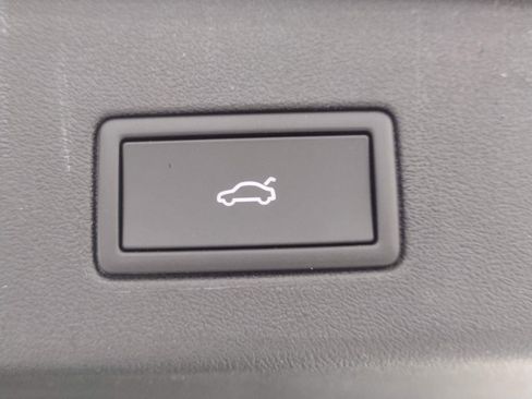 New 2026 Volkswagen ID.4 Pro S Plus AWD/4WD image 18