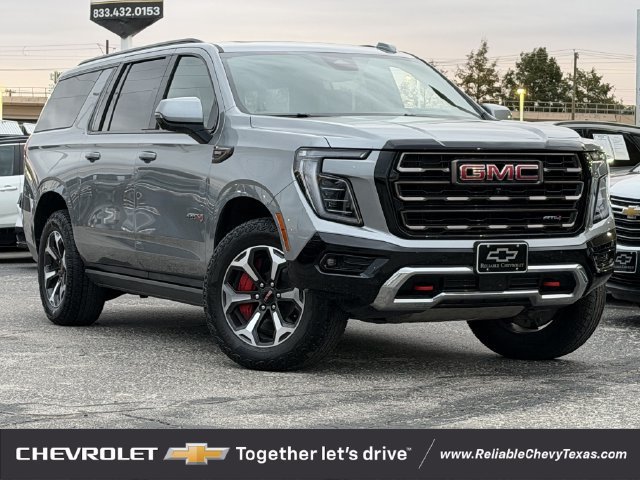 Used 2025 GMC Yukon XL AT4 Ultimate AWD/4WD image 2