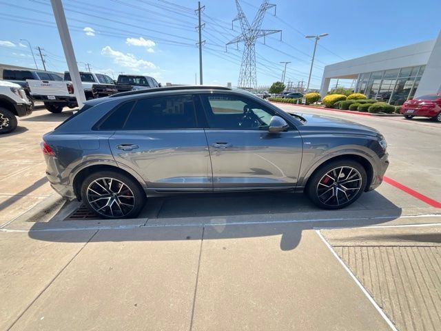 Used 2020 Audi Q8 Premium Plus w/ Premium Plus Package AWD/4WD image 8