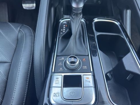 Used 2024 Kia Telluride EX X-Line AWD/4WD image 12