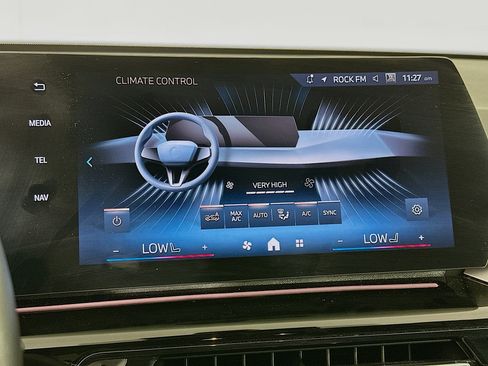 Used 2025 BMW X1 xDrive28i image 23