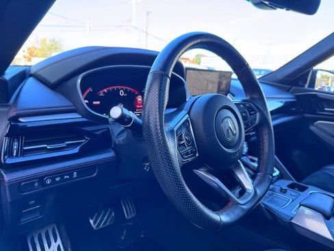 Used 2022 Acura MDX A-Spec image 16