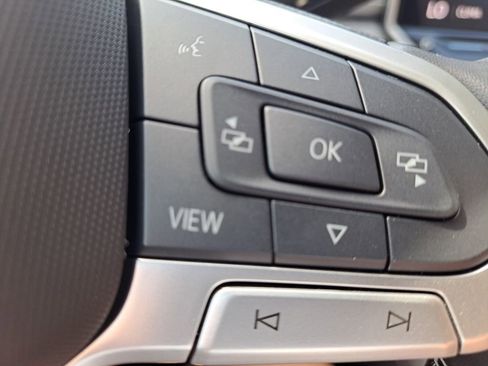 New 2025 Volkswagen Tiguan S image 13