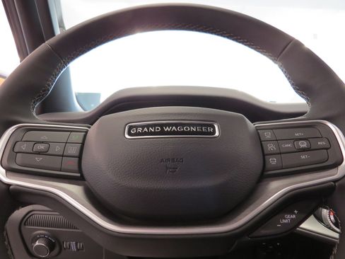 New 2026 Jeep Grand Wagoneer Limited image 20